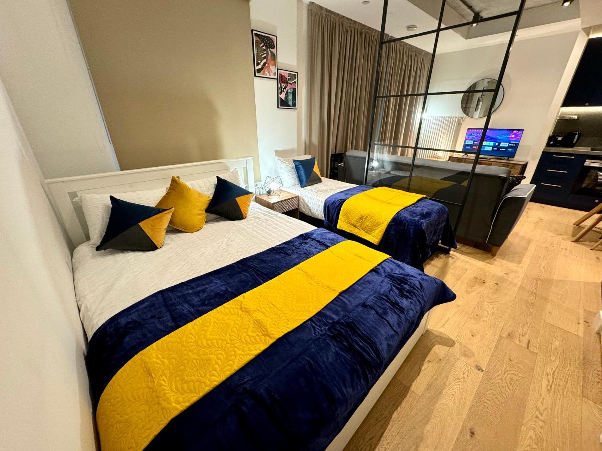 Amazing Cosy Apartment, Next To O2 Arena And Close To London Excel, Secure Parking Eksteriør bilde