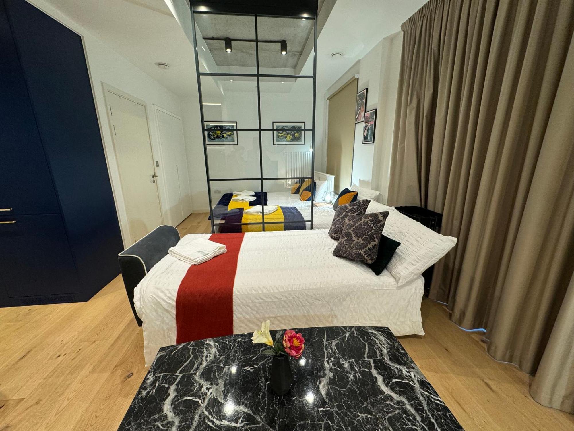 Amazing Cosy Apartment, Next To O2 Arena And Close To London Excel, Secure Parking Eksteriør bilde